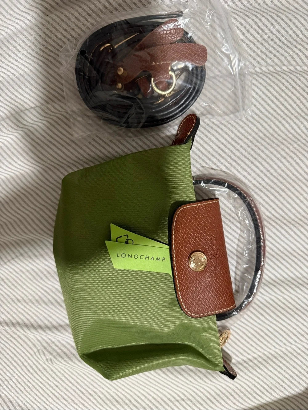 Compact Women's Nylon Cosmetic Pouch - Black
